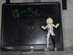 294025 B