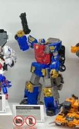 300245 B