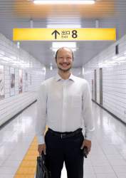 565426 B