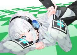 727389 B