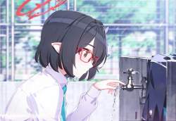 1387084 B