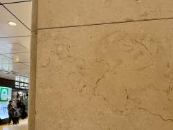 375827 B