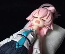 712908 B