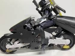 1027195 B
