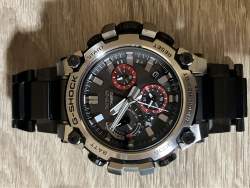 2110927 B