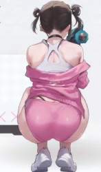 1560817 B
