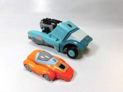 48923 B