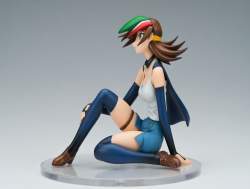 161562 B