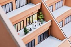 48625 B