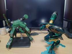 2102467 B