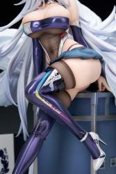 1567323 B