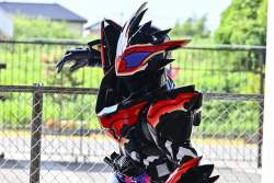 710029 B