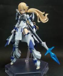125853 B