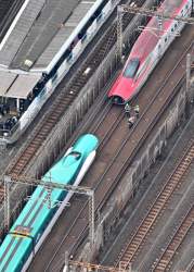 227247 B