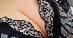 1585985 B