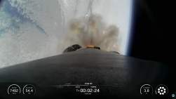 242425 B