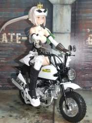 1070718 B