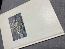 2101240 B
