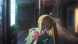 581722 B