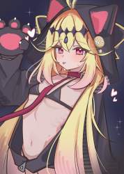 1015702 B