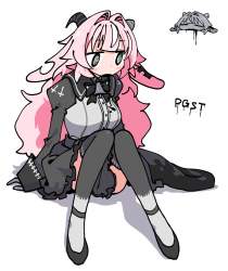 267579 B
