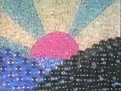 7372983 B
