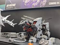 435689 B