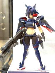513028 B