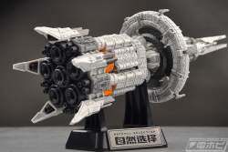 305016 B