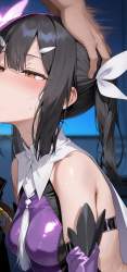 585619 B