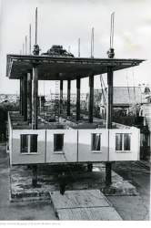 1561819 B