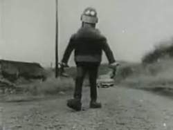 4427 B