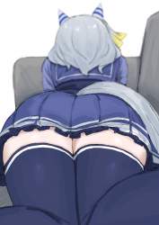 318128 B