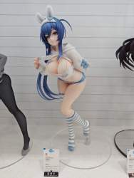 104893 B