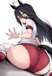 872601 B