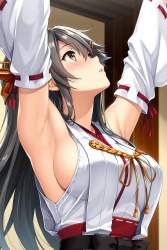 1764131 B