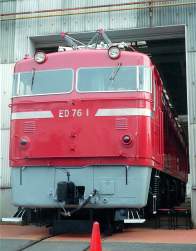 302638 B