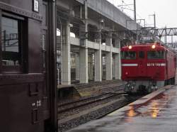 242747 B