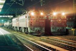 250456 B