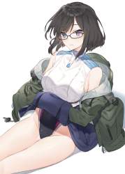 595890 B