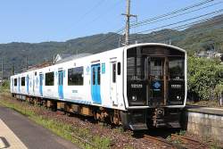 226358 B
