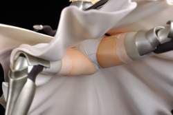 2584374 B