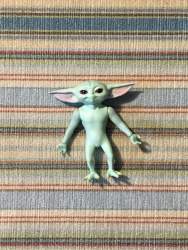 555933 B
