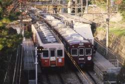 386008 B
