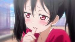 123785 B
