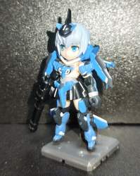 561368 B
