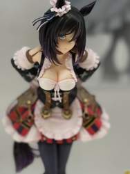 157044 B