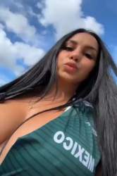 704243 B