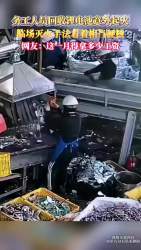 879252 B
