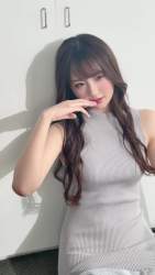 3702784 B